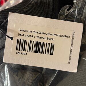 NWT Princess Polly Ramos Low Rise Denim Jeans Washed Black, size 4